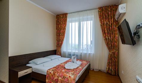 Двухкомнатный люкс с одним балконом. Отель Георгий, Анапа, Витязево