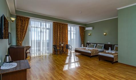 Студия с балконом. Отель Георгий, Анапа, Витязево