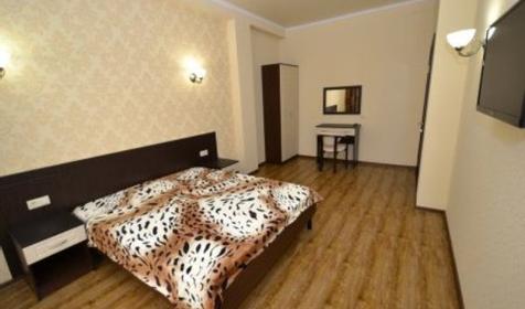 Люкс двухкомнатный. Гостевой дом Золотое руно, г. Анапа, п. Витязево