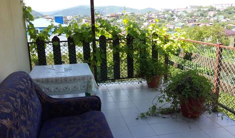 Четырехместный стандарт с балконом