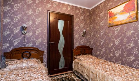 Пятиместный трехкомнатный номер. Гостевой дом На Ульяновской 80, Геленджик