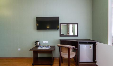 Полулюкс с двумя балконами. Отель Георгий, Анапа, Витязево