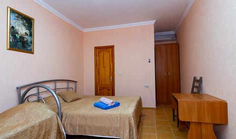 Стандарт трехместный. Гостевой дом Феникс, Анапа, Витязево