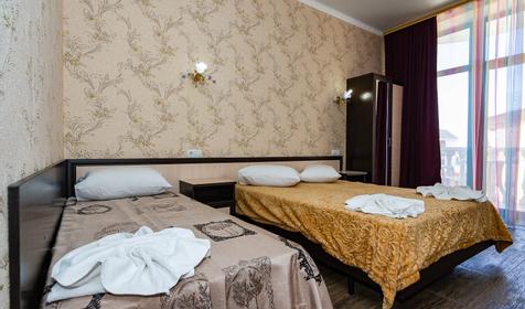 Стандарт трехместный с балконом. Гостевой дом Мегас-Александрос, Анапа, Витязево