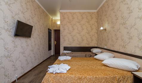 Стандарт трехместный с балконом. Гостевой дом Мегас-Александрос, Анапа, Витязево