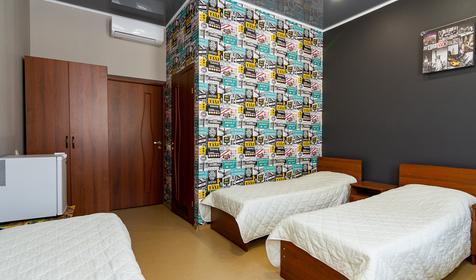 Четырехместный стандарт. Гостевой дом Дом путешественника, Геленджик