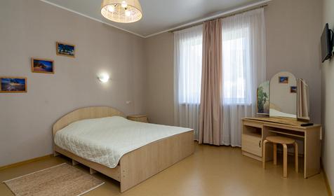 Стандарт четырехместный двухкомнатный. Гостевой дом Дом путешественника, Геленджик