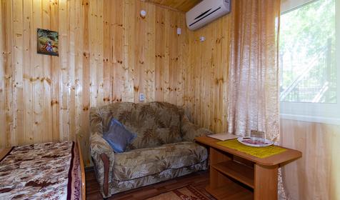 Стандарт трех-, четырехместный. База отдыха Аленка, г. Анапа, п. Джемете