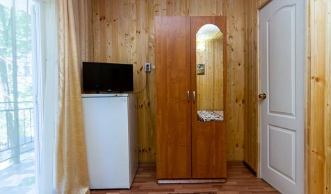 Стандарт трех-, четырехместный. База отдыха Аленка, г. Анапа, п. Джемете