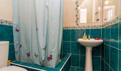 Трехместный стандарт. Гостевой дом Азимут, Джубга