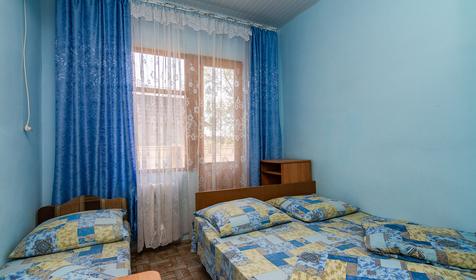 Номера на первом и втором этажах. Гостевой дом Аист, Туапсе, Джубга