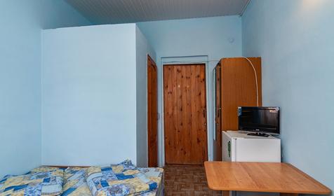 Номера на первом и втором этажах. Гостевой дом Аист, Туапсе, Джубга