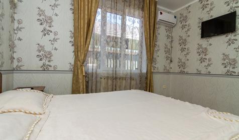 Двухкомнатный с кухней. Гостевой дом Алина, Джубга