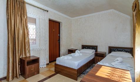 Большой двухместный номер. Гостевой дом Парус, Джубга