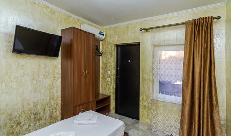 Бюджетный двухместный с 2 отдельными кроватями. Гостевой дом Парус, Туапсе, Джубга