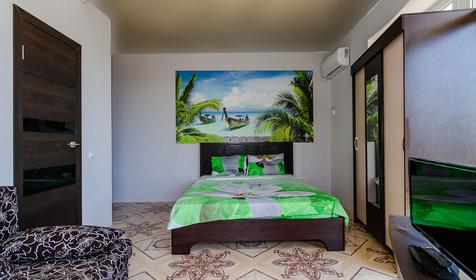 Четырехместный с балконом. Гостевой дом Парижанка, Туапсе, Джубга