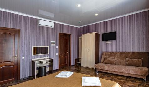 Стандарт трехместный. Отель Верона, пос. Архипо-Осиповка