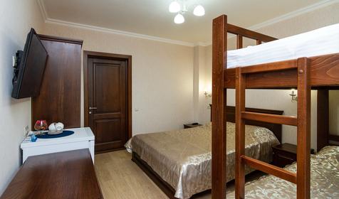  Четырехместный полулюкс. Гостевой дом Юг, Туапсинский район, п. Небуг