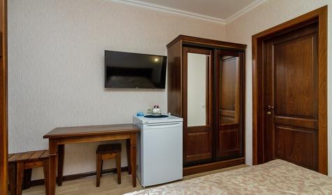  Четырехместный полулюкс. Гостевой дом Юг, Туапсинский район, п. Небуг