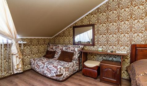 Пятиместный полулюкс. Гостевой дом Юг, Туапсинский район, п. Небуг