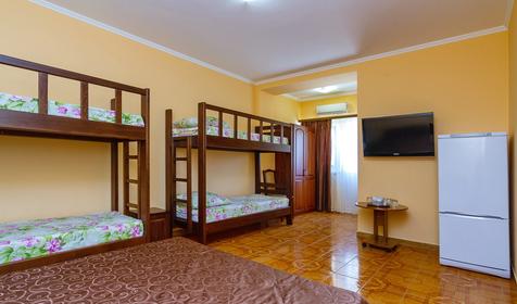 Шестиместный стандарт. Гостевой дом Юг, Туапсинский район, п. Небуг