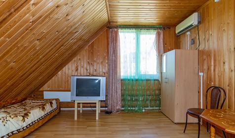 Восьмиместный сруб. Гостевой дом Старая Казань (бывш. Булгарин), Туапсе, Небуг