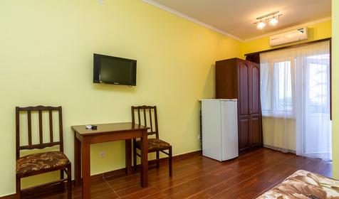  Трехместный с видом на море. Гостевой дом Юг, Туапсе, Небуг