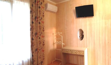 Домик двухкомнатный четырехместный с удобствами