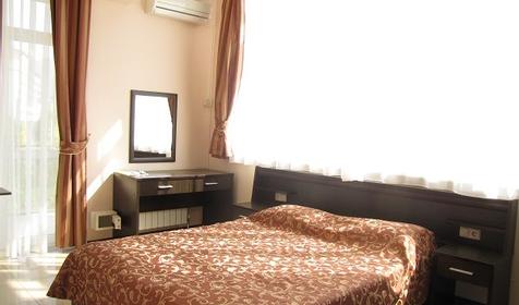 Полулюкс двухместный двухкомнатный (Мини-Сити)