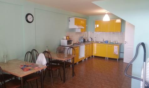 Двухместный (темный) с видом на ж\д станцию