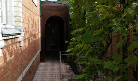 Коттедж У Леонида, Ейск