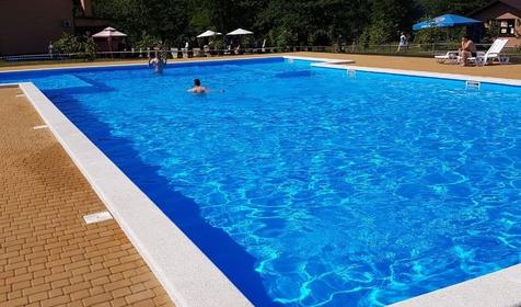 Бассейн. Клуб загородного отдыха Пикник Клаб, ст. Динская, с. Красносельское