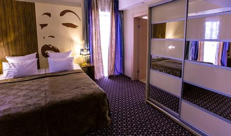 Студия Премиум с балконом. Отель Денарт. Сочи