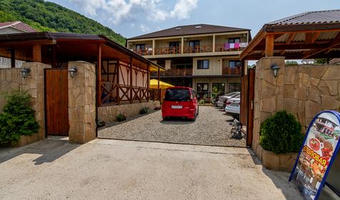 Гостевой дом Анна, Туапсе, Пляхо