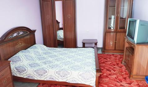 Стандарт двухкомнатный. Отель Ливадия, г. Геленджик