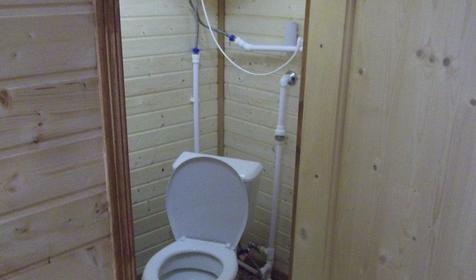 Близнецы у реки