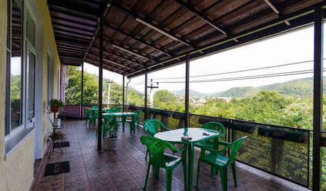 Трехместный с балконом. Гостевой дом На парковой, 23, Туапсинский район, Новомихайловский