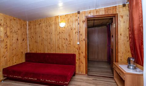 Трехместный комфорт. База отдыха Волна, бухта Инал