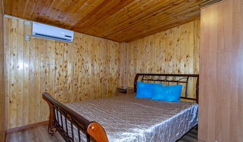 Трехместный комфорт. База отдыха Волна, бухта Инал