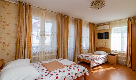 Стандарт трехместный. Гостевой дом На Горького 27, Анапа