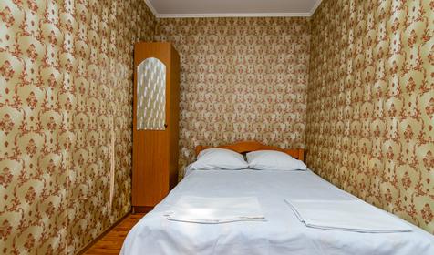 Эконом трехместный с удобствами. Гостевой дом На Горького 27, Анапа