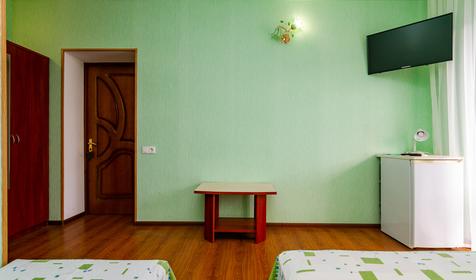 Трехместный с балконом. Частный гостевой дом София, Анапа, Витязево