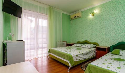 Трехместный с балконом. Частный гостевой дом София, Анапа, Витязево