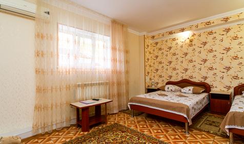 Трехместный без балкона. Частный гостевой дом София, Анапа, Витязево