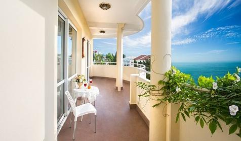  Апартаменты двухместный трехкомнатный (на основной территории)