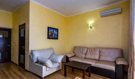 Люкс трехкомнатный. Гостевой комплекс Марина, г. Анапа, п. Витязево