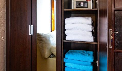 Люкс трехкомнатный. Гостевой комплекс Марина, г. Анапа, п. Витязево