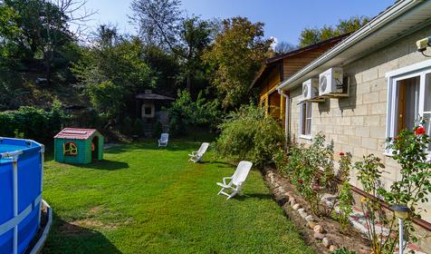 Гостевой дом На Школьной 83, Темрюкский район, Голубицкая