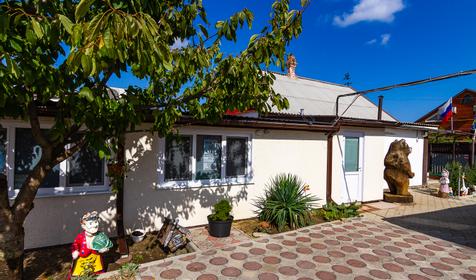 Гостевой дом На Школьной 83, Темрюкский район, Голубицкая