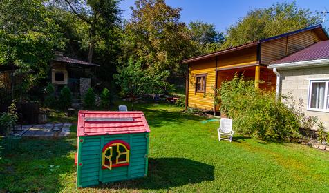 Гостевой дом На Школьной 83, Темрюкский район, Голубицкая